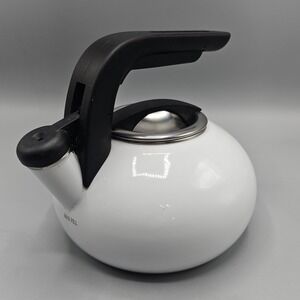 Kitchenaid White Whistling Tea Kettle 1.5 Quart
